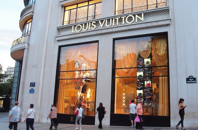 Fashion dengan brand termahal di dunia